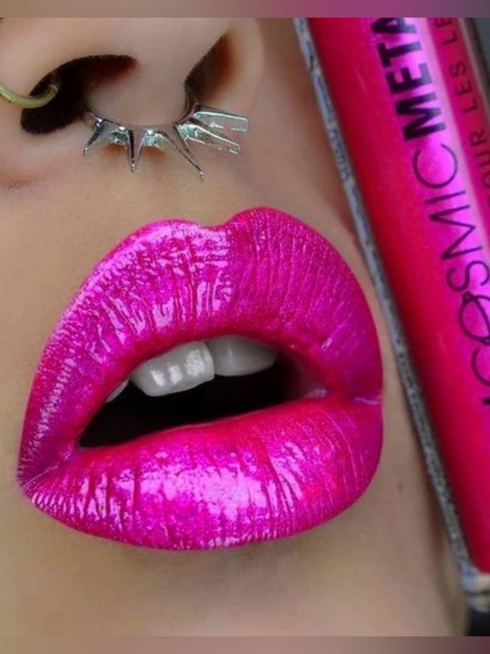Vibrant Metallic Hot Pink Liquid Lipstick - NEW